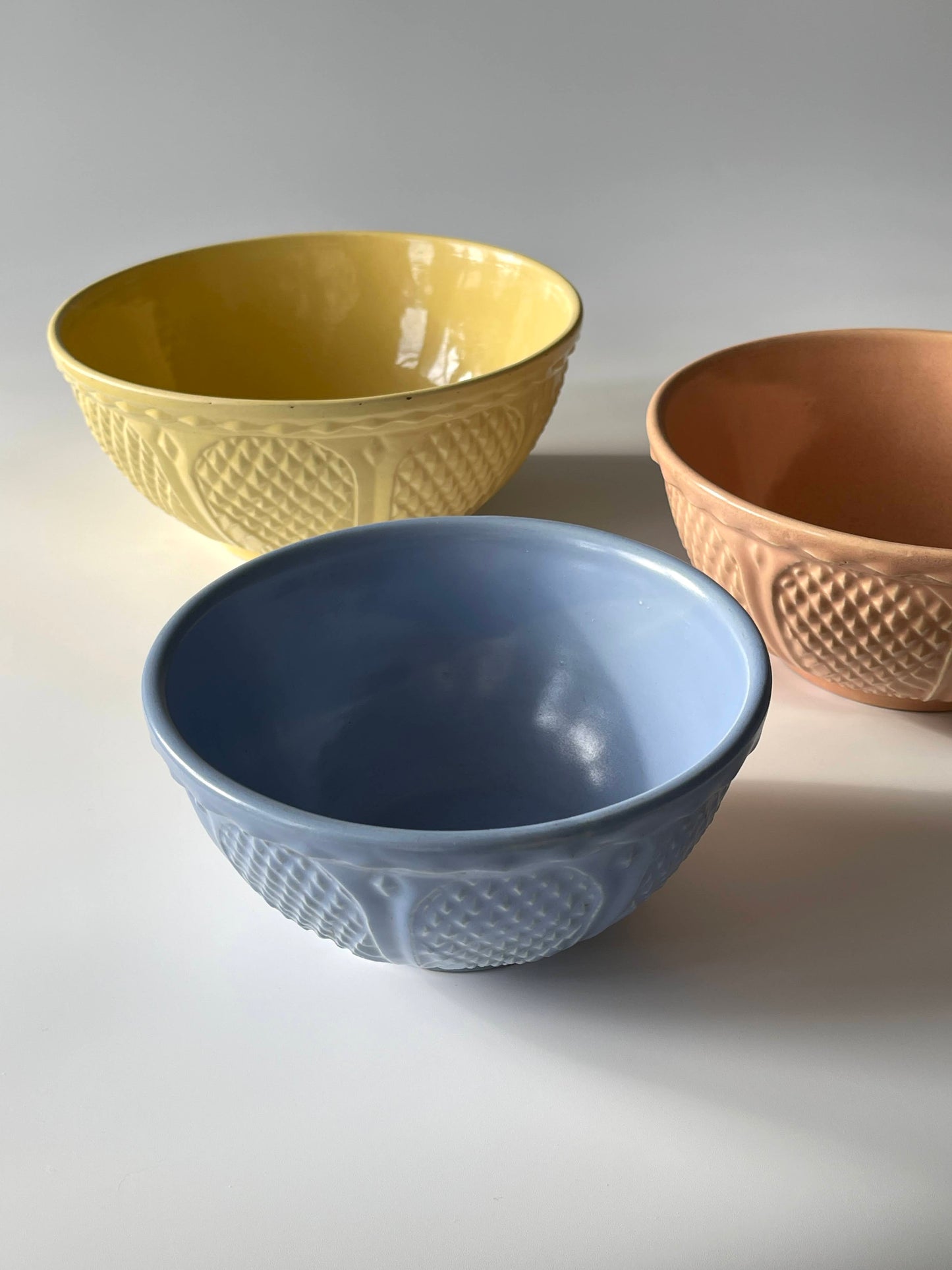 1940s RRP Co Nesting Mixing Bowls