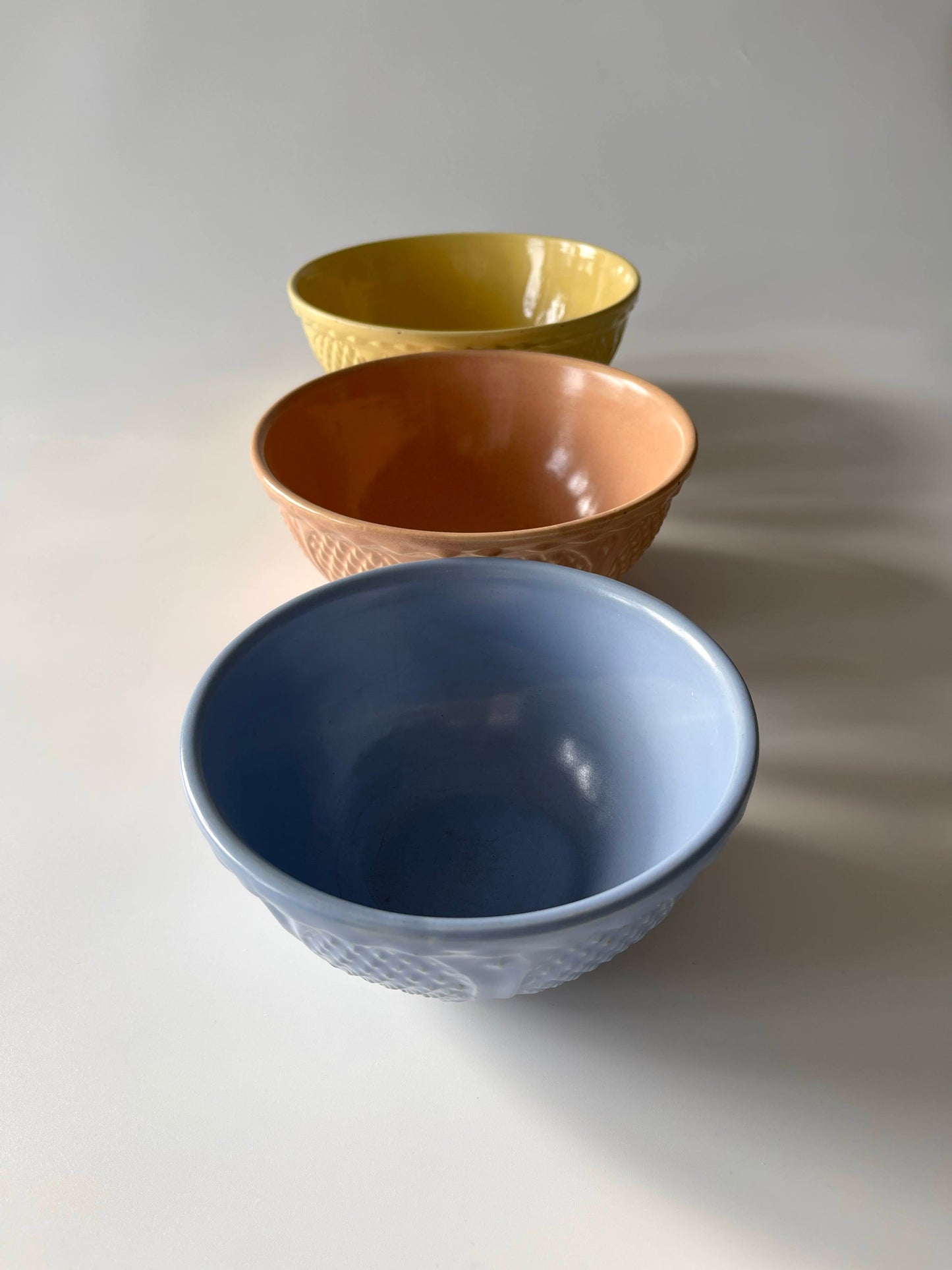 1940s RRP Co Nesting Mixing Bowls