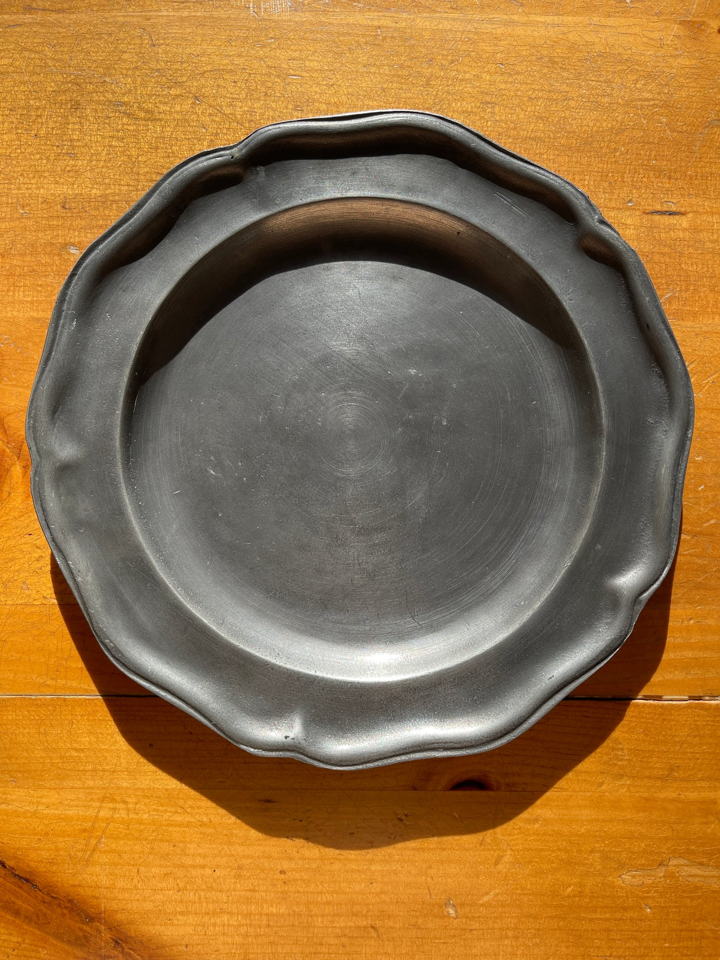 Pair of Antique English Crowned Tudor Rose Pewter Wall Plates