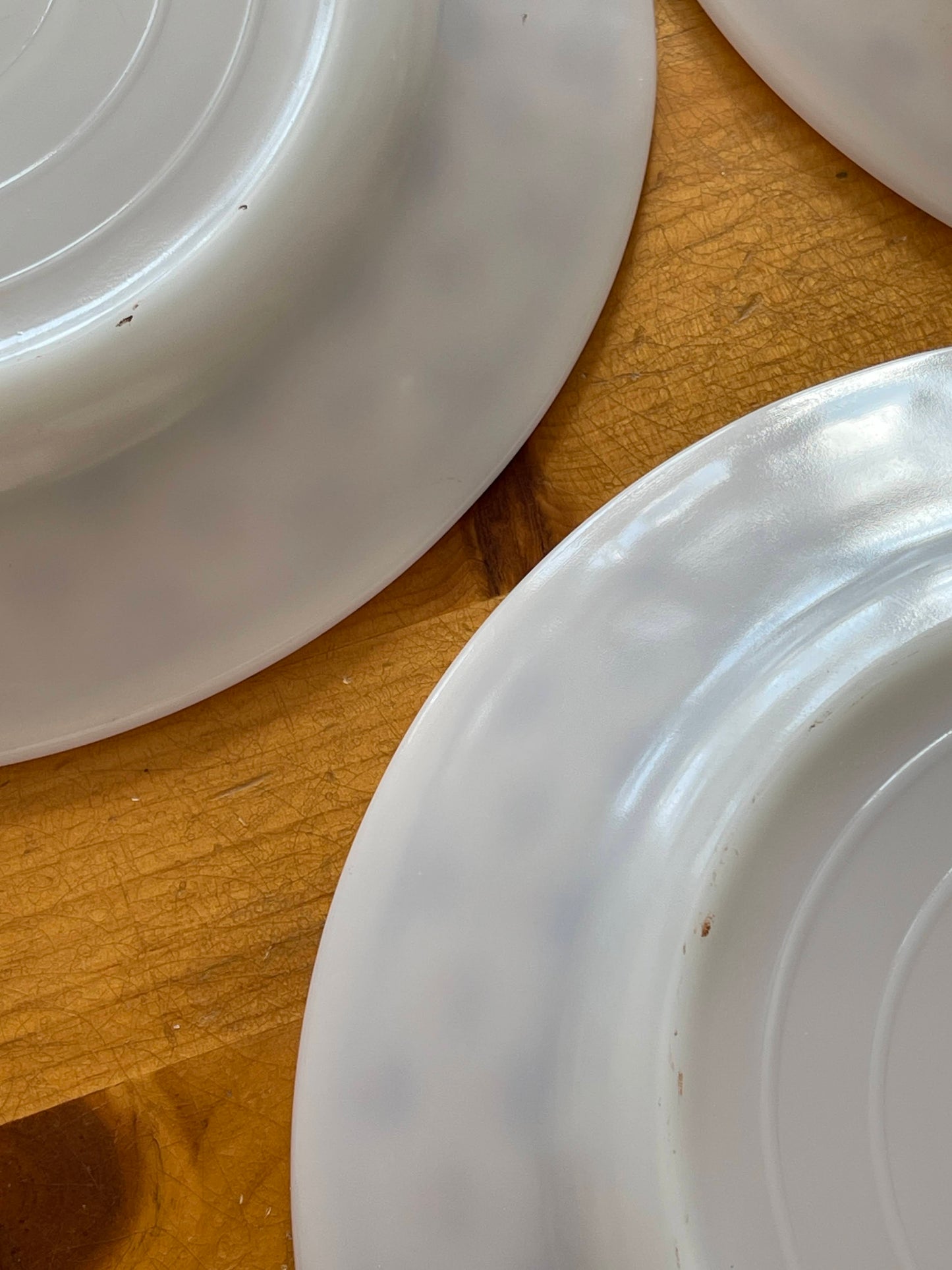 Vintage Milk Glass Tulip Plates 9"