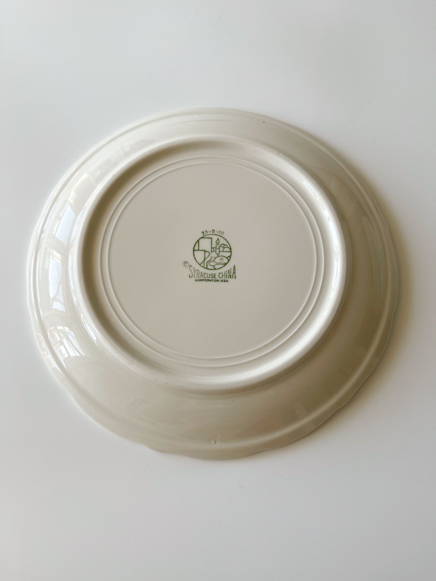 Vintage Syracuse China Strawberry Hill Restaurantware Dinner Plates