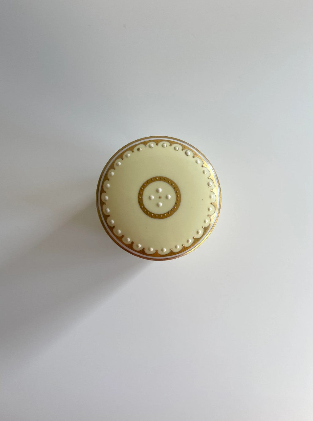 Antique Fine Porcelain Lidded Jar, c1820s