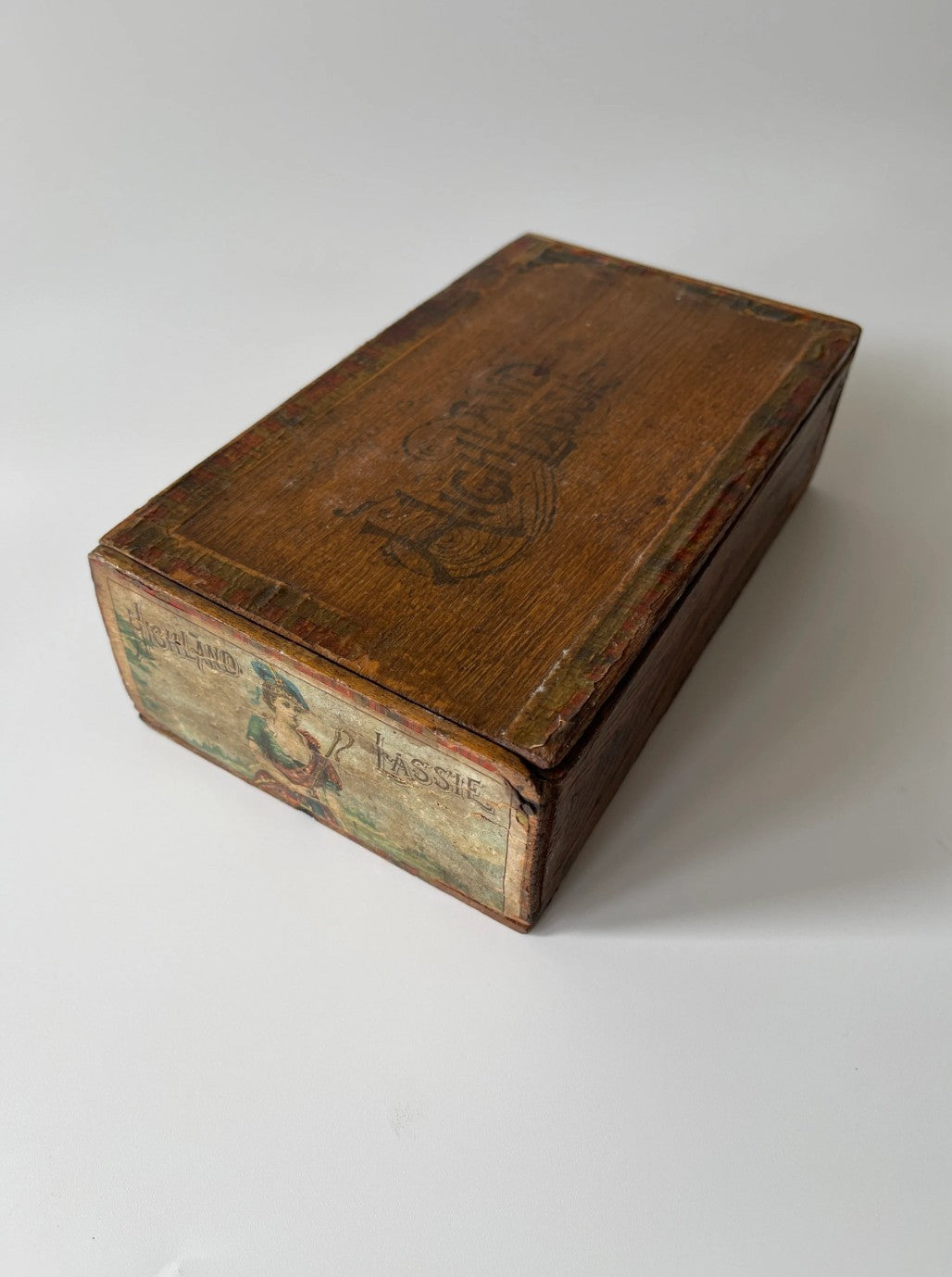 Antique Canadian Highland Lassie Cigar Box