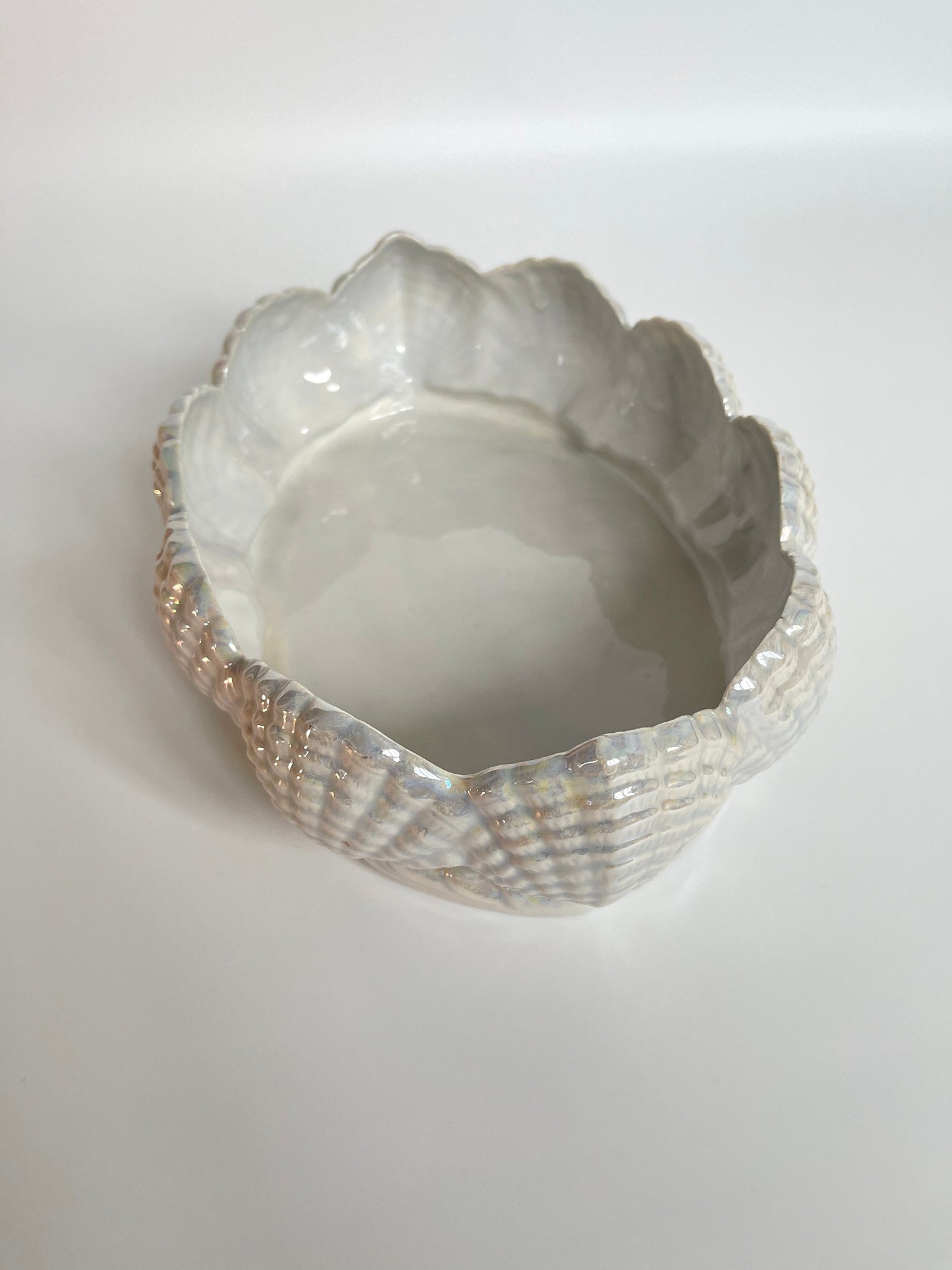 Vintage Lustre Scallop Shell Jardiniere / Cache Pot