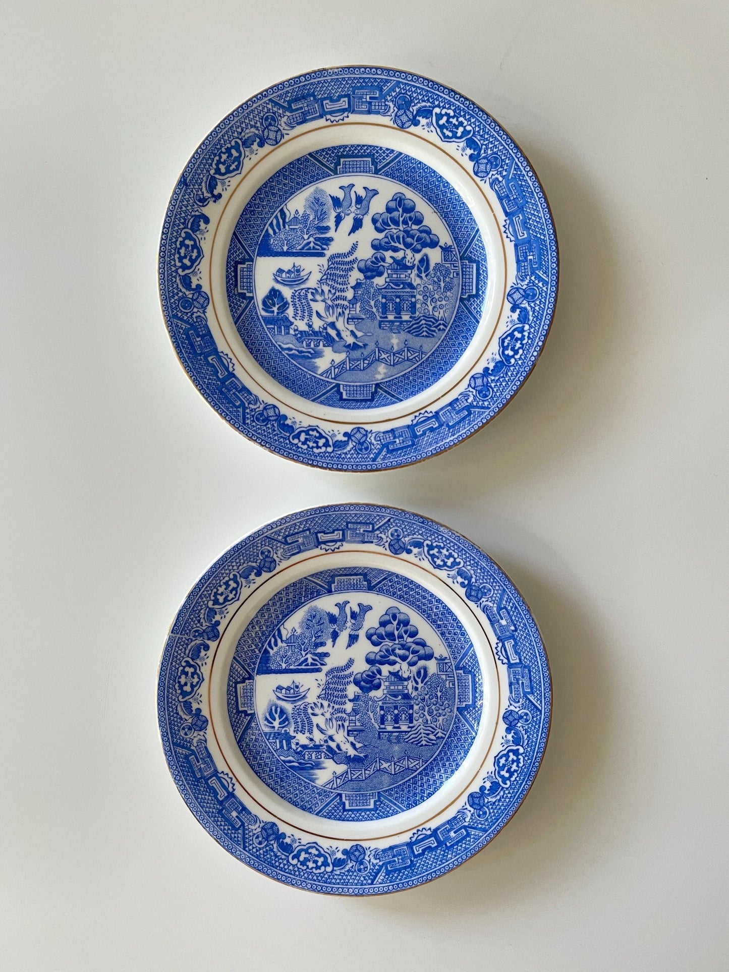Antique Blue Willow Bread & Butter Plates