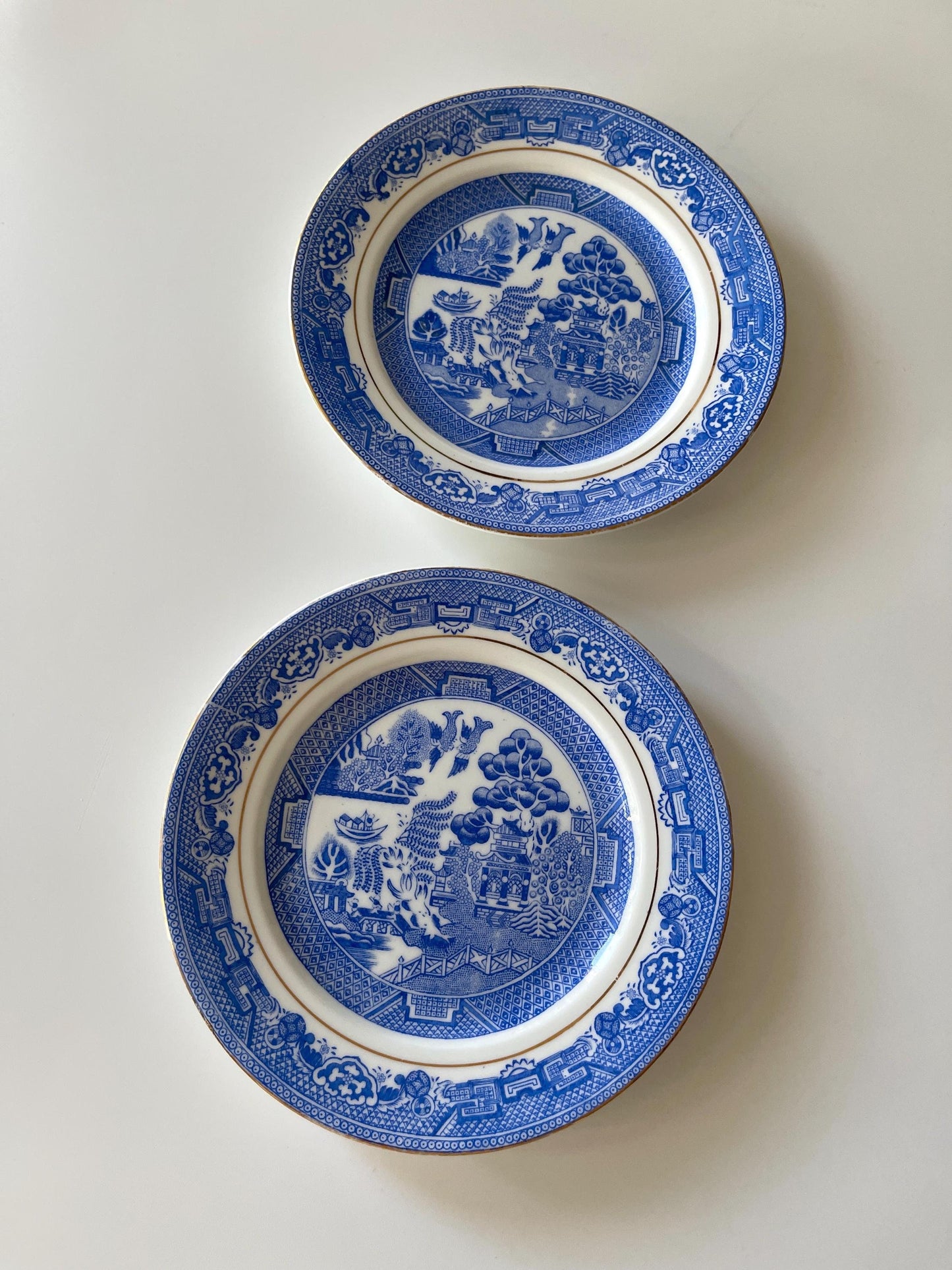 Antique Blue Willow Bread & Butter Plates