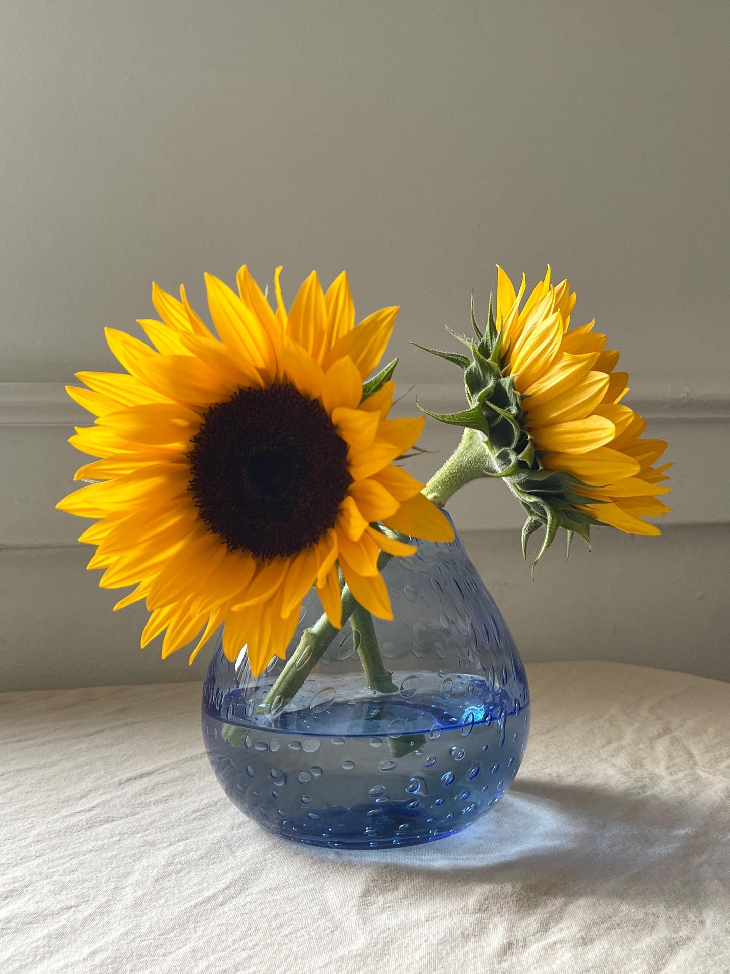 Vintage Bullicante Blown Glass Vase