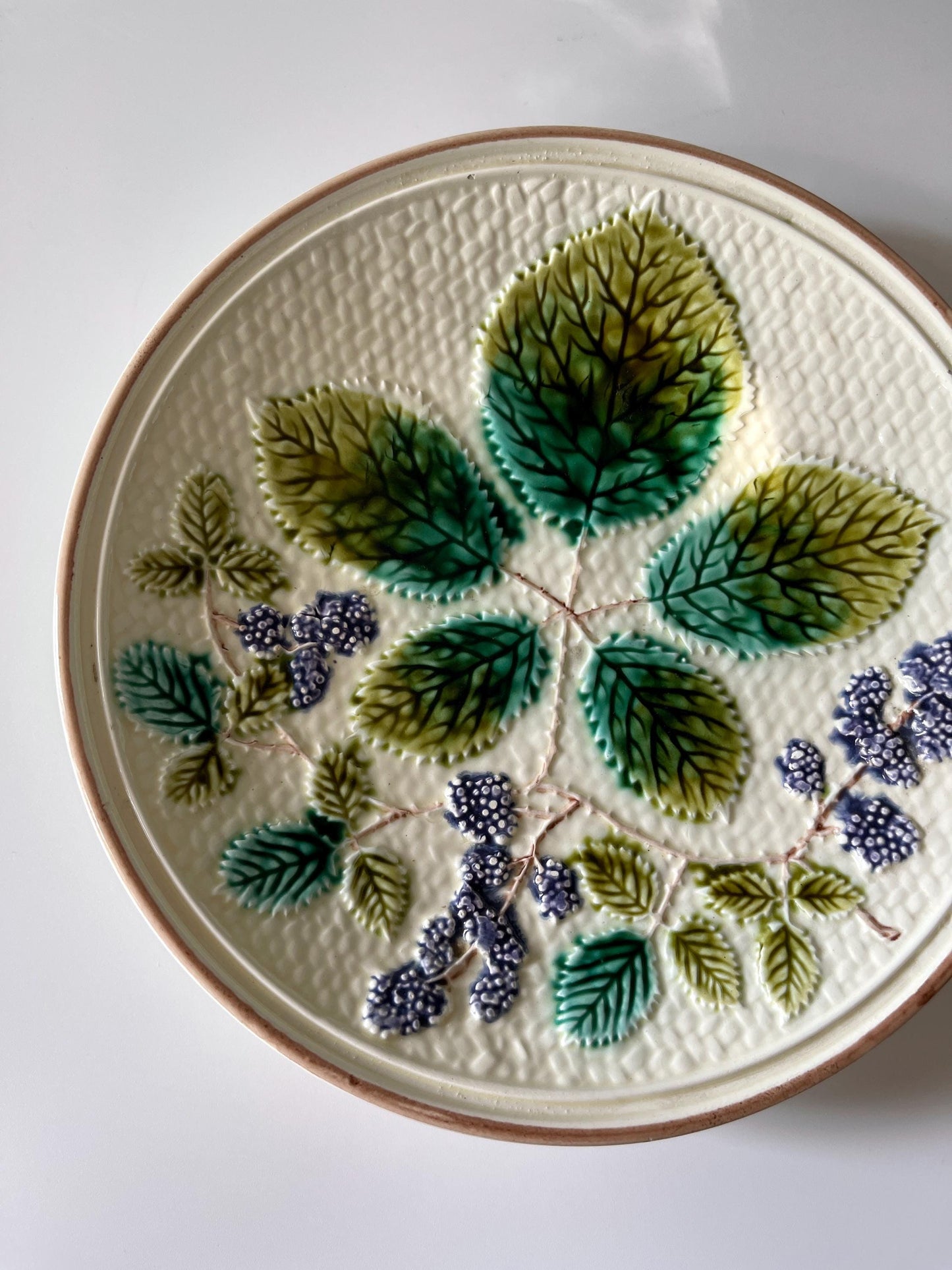 Antique Majolica Blackberry Plate
