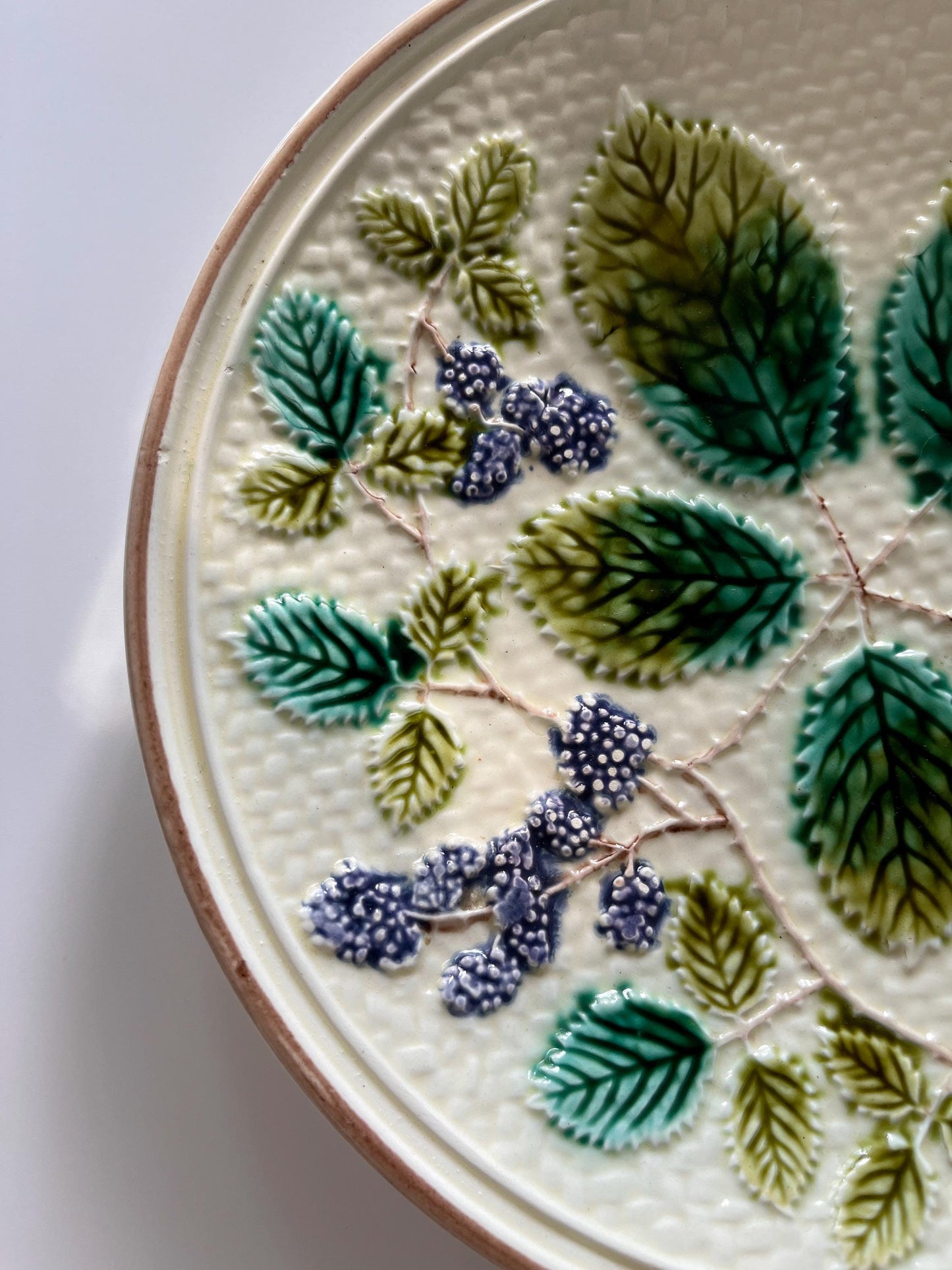 Antique Majolica Blackberry Plate