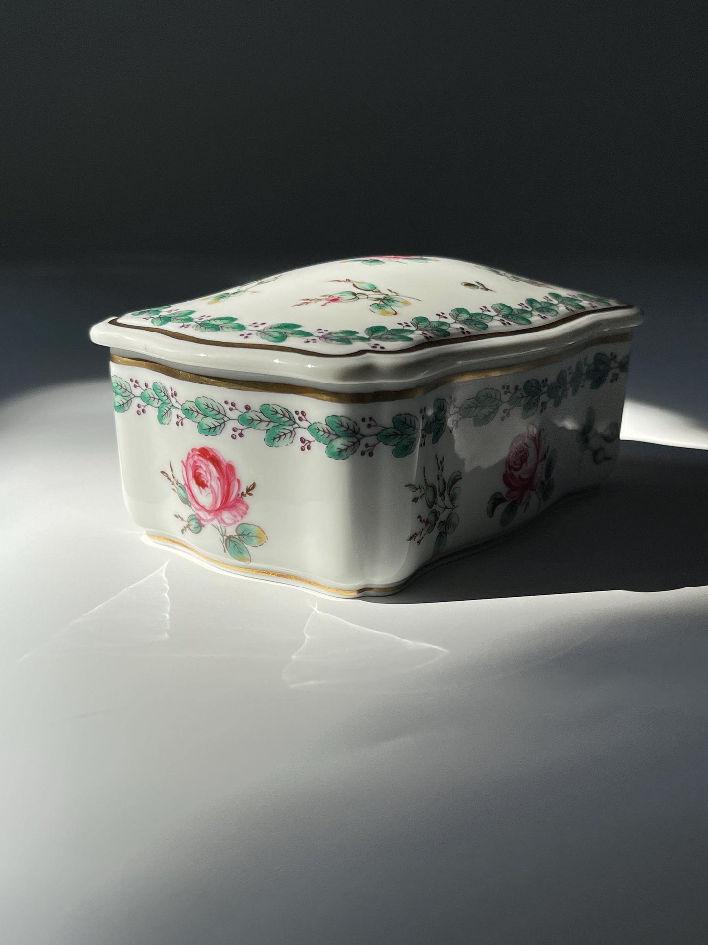 Richard Ginori Porcelain Rose Jewelry Box