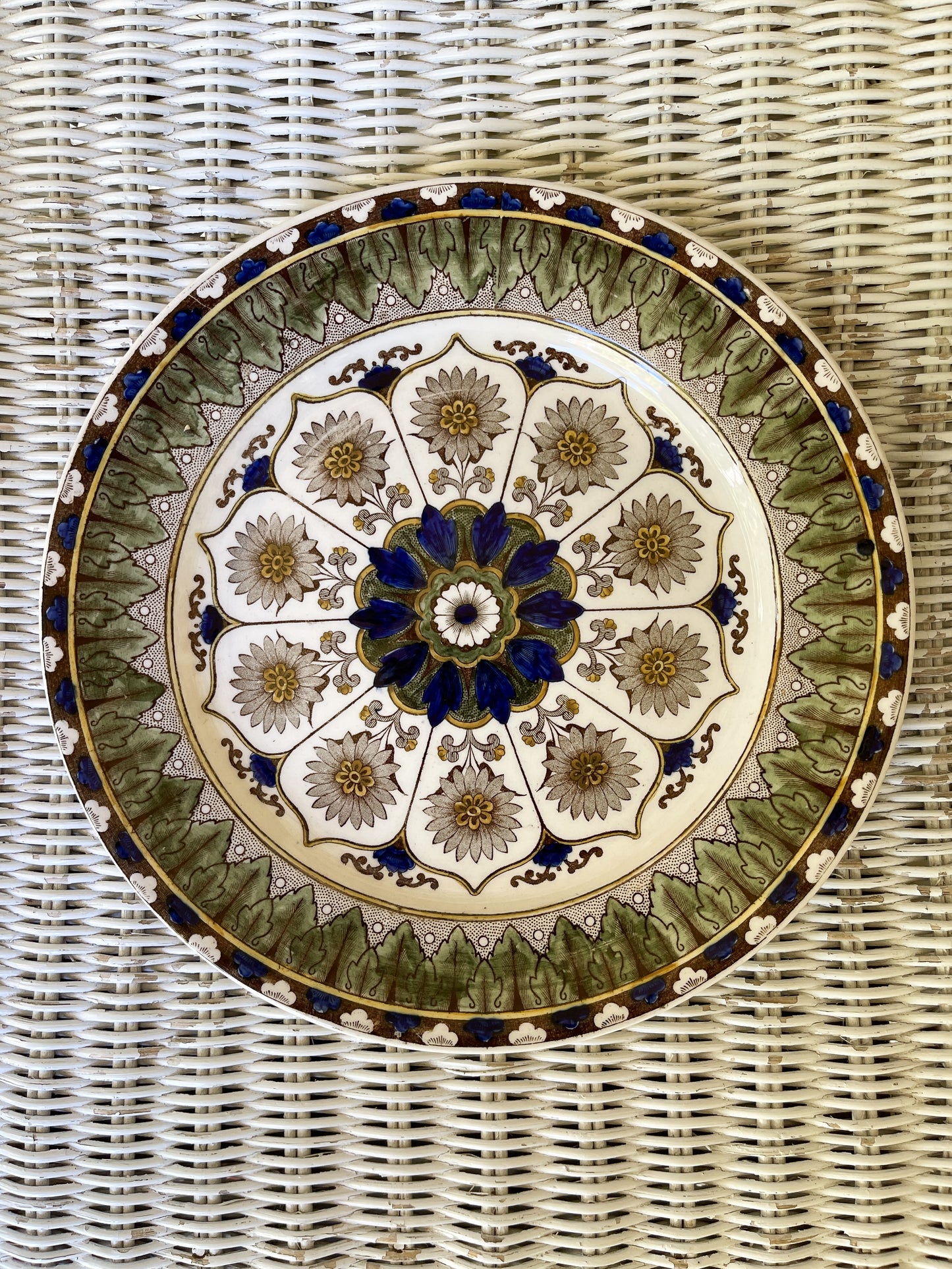 Antique Royal Doulton Cyprus Cabinet Plate