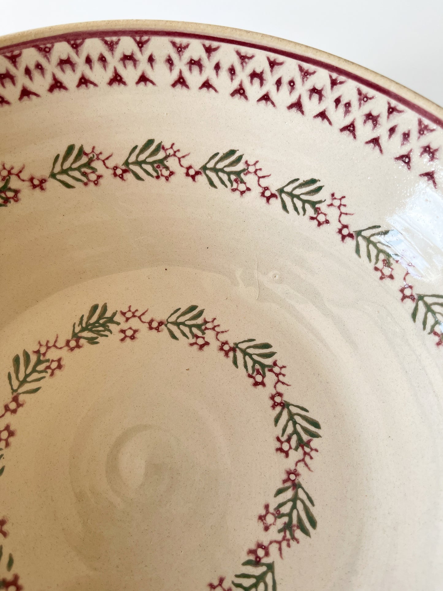 Vintage Nicholas Mosse Spongeware Serving Bowl