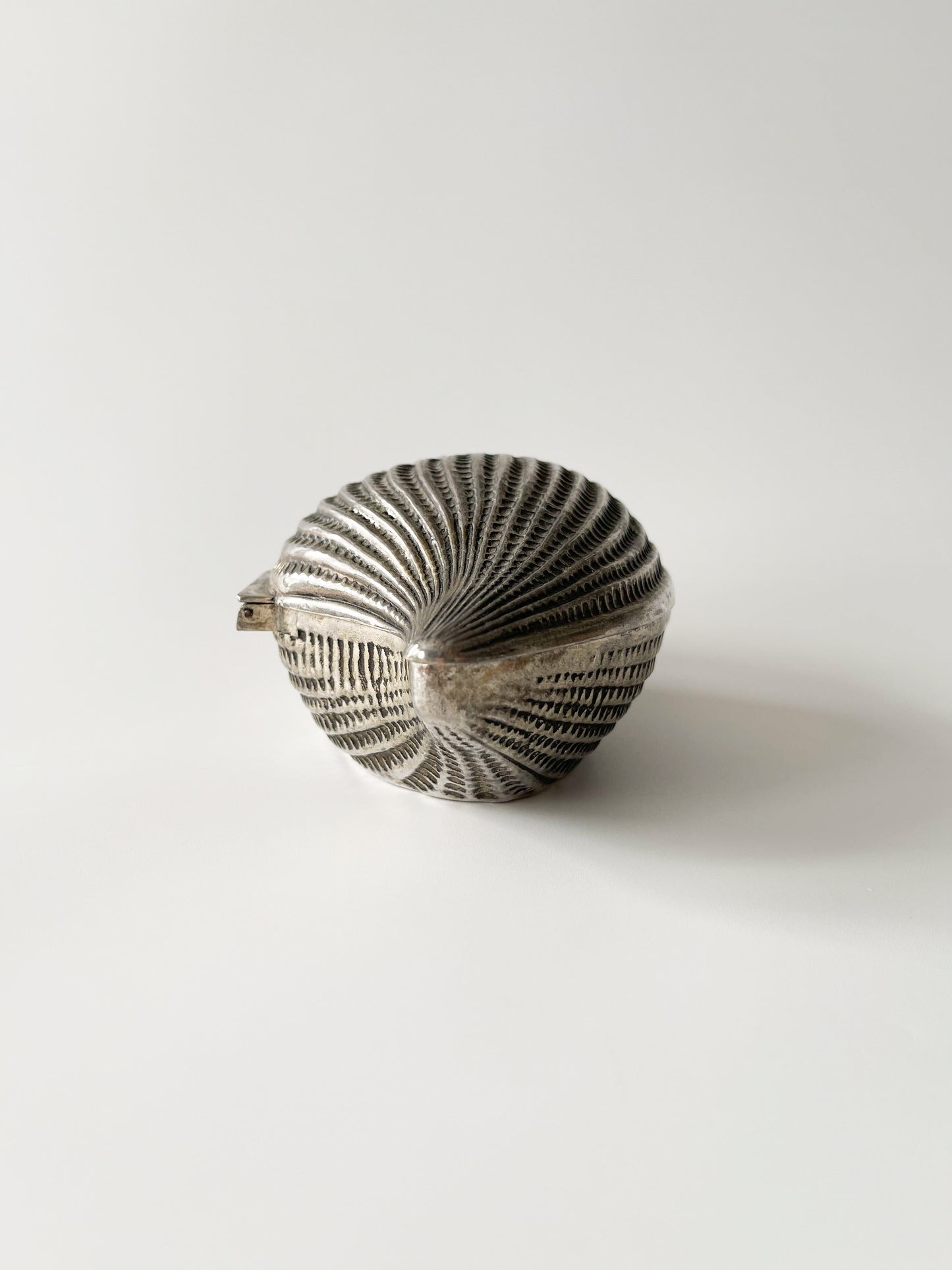 Vintage Italian Silver Plated Shell Trinket Box