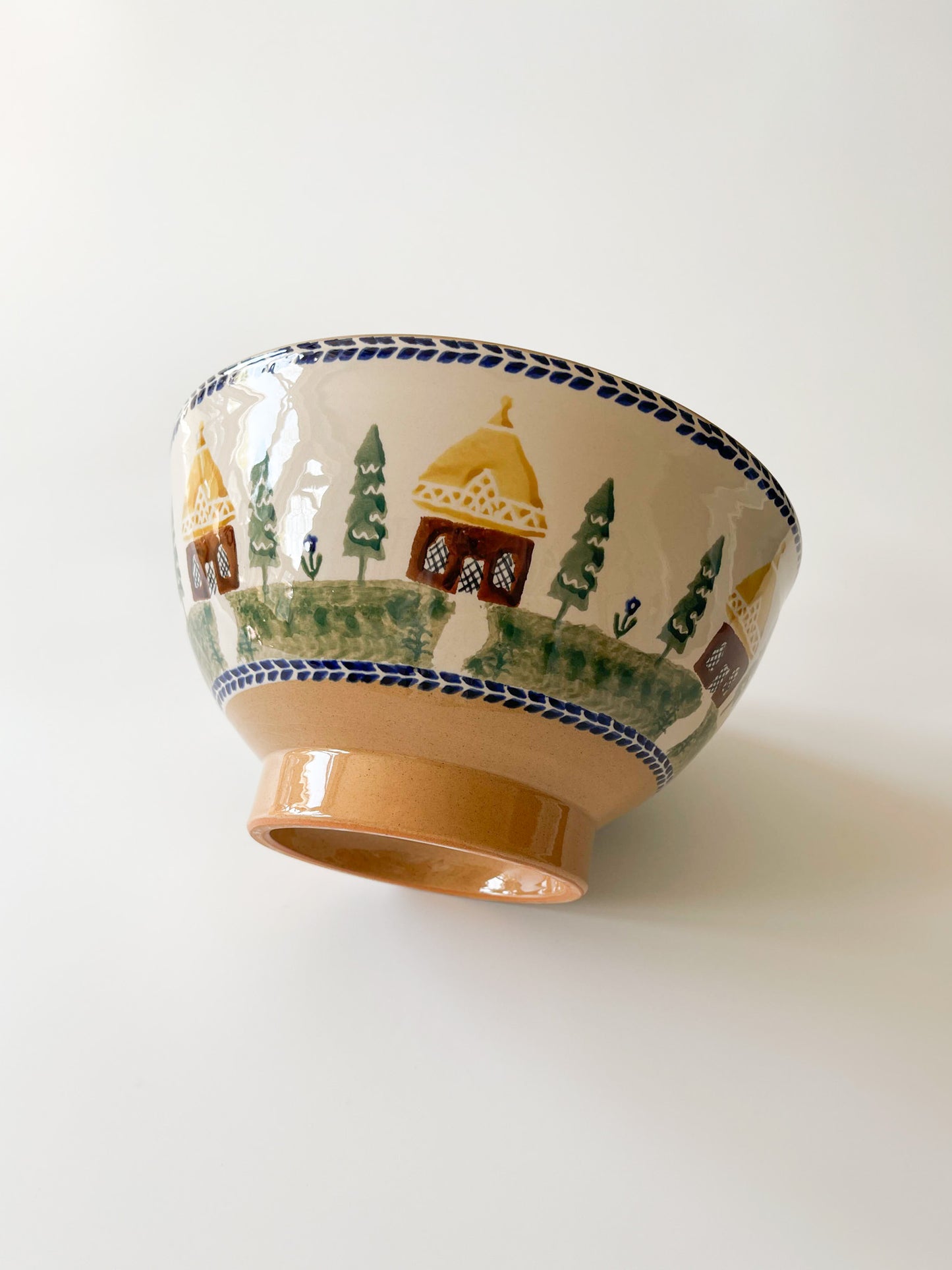Nicholas Mosse Cottage Garden Large Footed Bowl 9.5"
