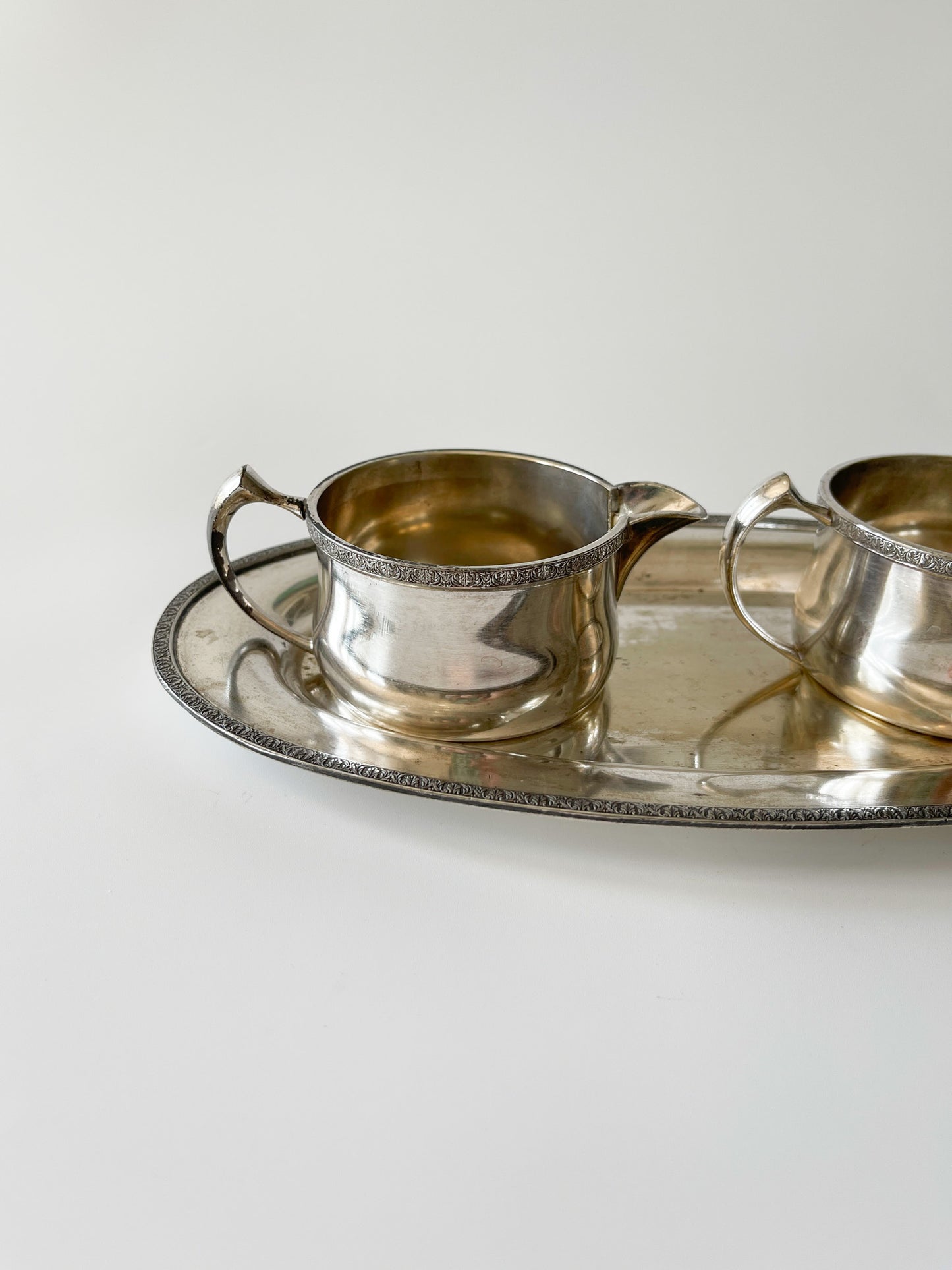 Vintage Wm. Rogers Silver Plate Sugar Creamer Tray Set