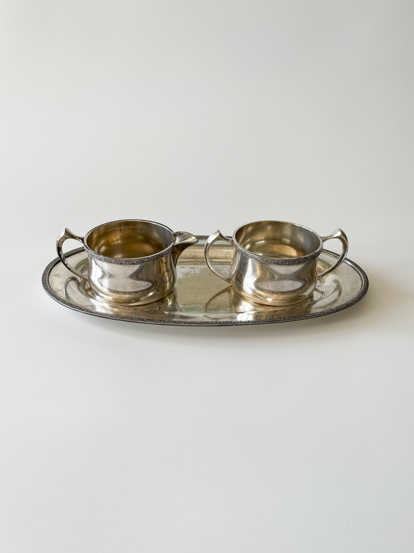 Vintage Wm. Rogers Silver Plate Sugar Creamer Tray Set