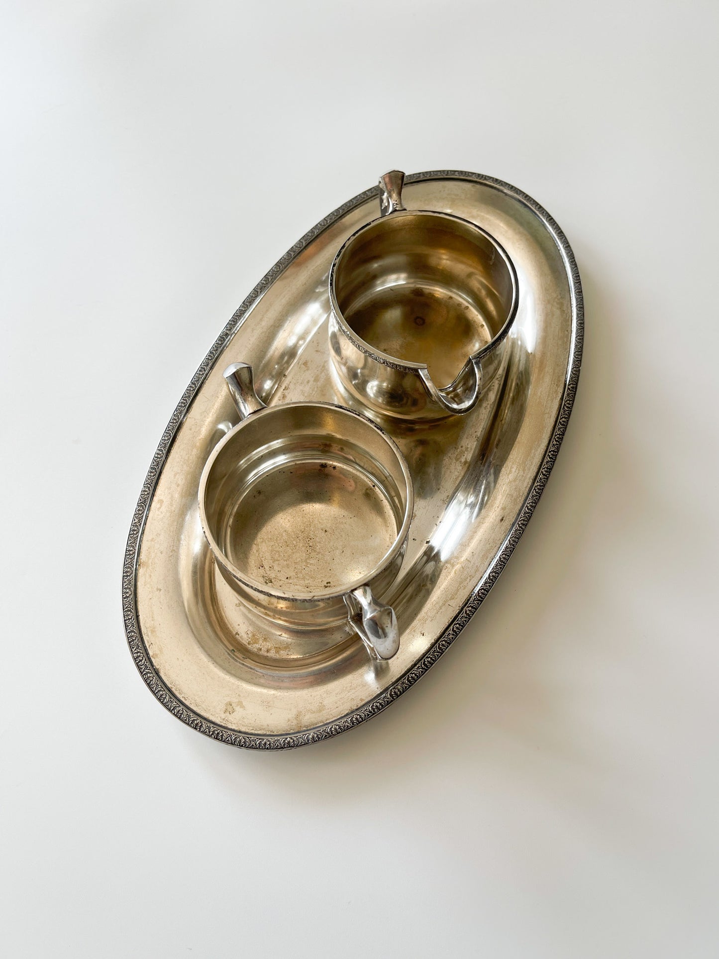 Vintage Wm. Rogers Silver Plate Sugar Creamer Tray Set